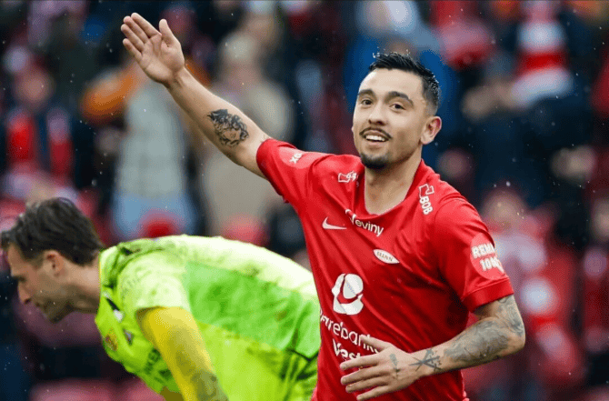 赫根球员情绪高涨,迎来三连胜,气势如虹 赫根球员情绪高涨,迎来三连胜,气势如虹