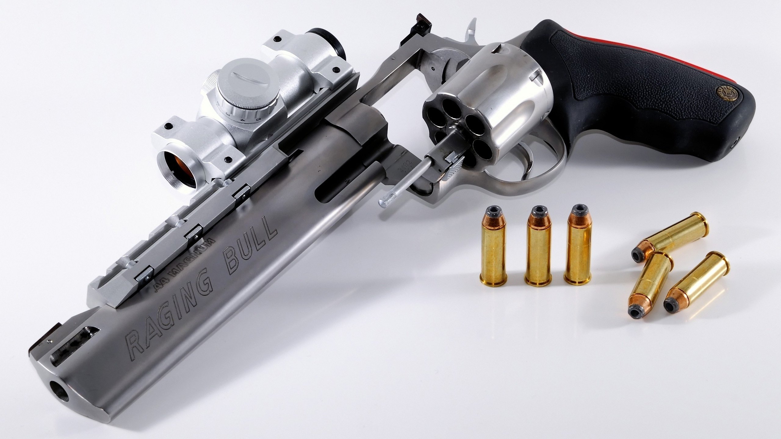 致命三分球之后,哈登对镜头怒吼,这就是我给广东队的答案!